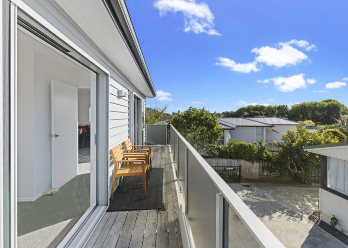  at 6A Sullivan Avenue, Mangere Bridge, Auckland