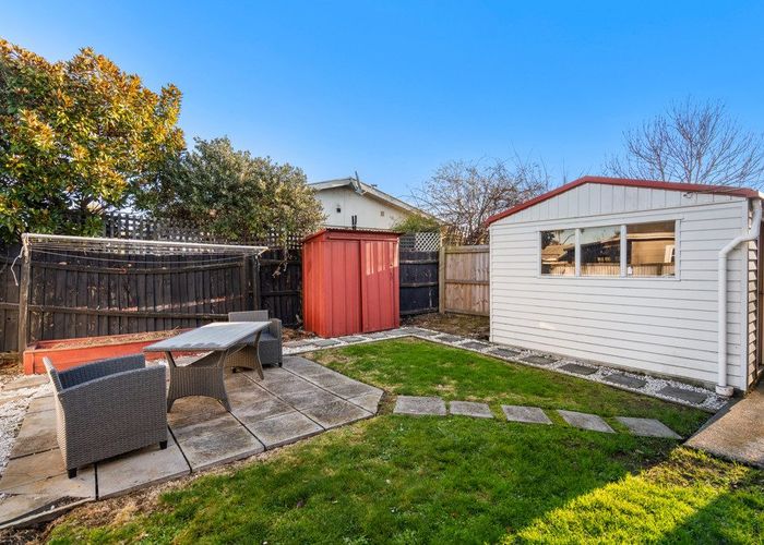  at 2/56 Aylesford Street, Mairehau, Christchurch