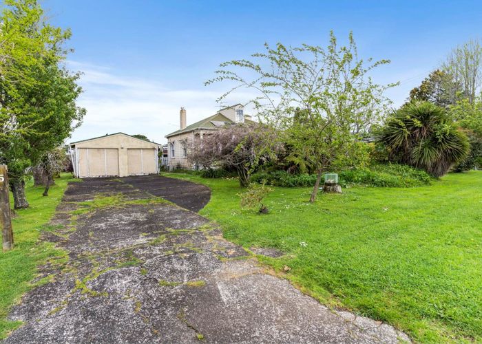  at 5 Albert Street, Papakura, Papakura