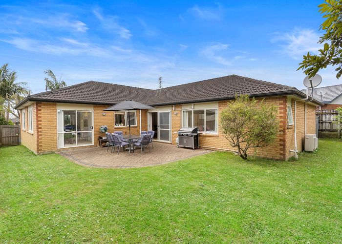  at 14 Annamoe Place, East Tamaki, Auckland