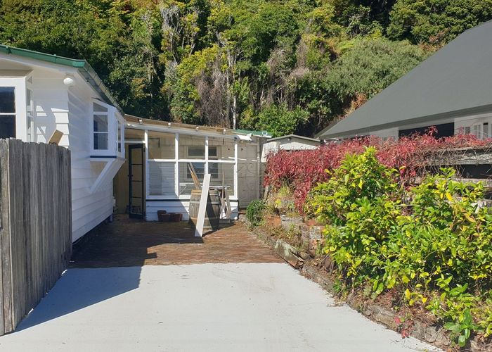  at 716 Main Road North, Te Marua, Upper Hutt, Wellington