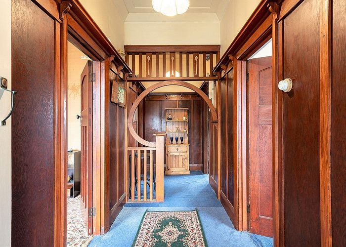  at 8 Ohau Street, Ravensbourne, Dunedin