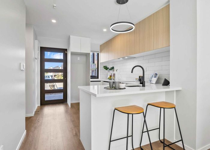  at 115 Walmsley Road, Favona, Manukau City, Auckland