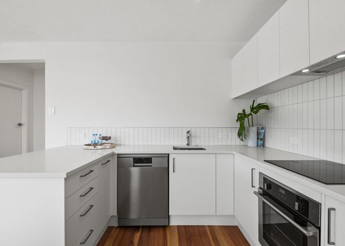  at 42 Matipo Road, Mairangi Bay, Auckland
