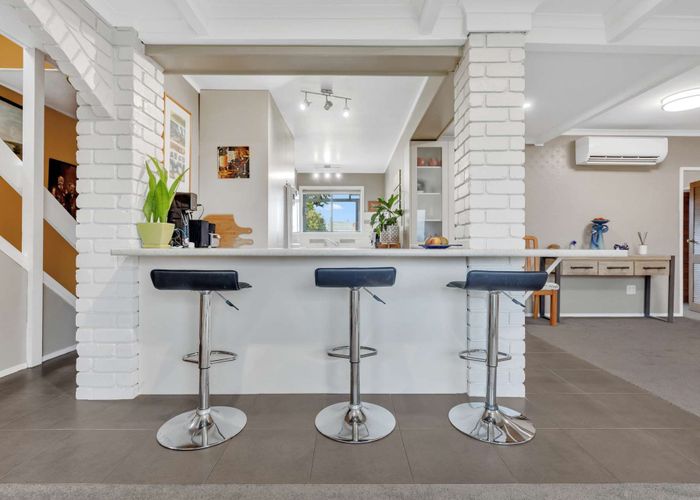  at 4 Willow Avenue, Hannahs Bay, Rotorua, Bay Of Plenty