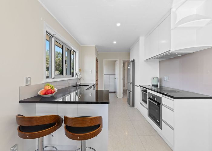  at 12 Hope Farm Avenue, Pakuranga Heights, Auckland