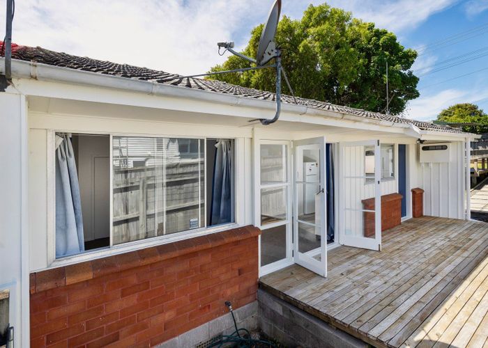 at 3/105 Astley Avenue, New Lynn, Waitakere City, Auckland
