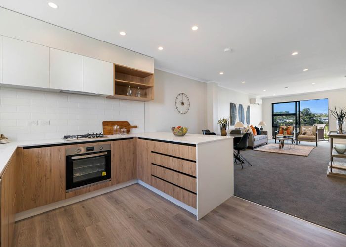  at 2/271 Ormiston Road, Flat Bush, Auckland