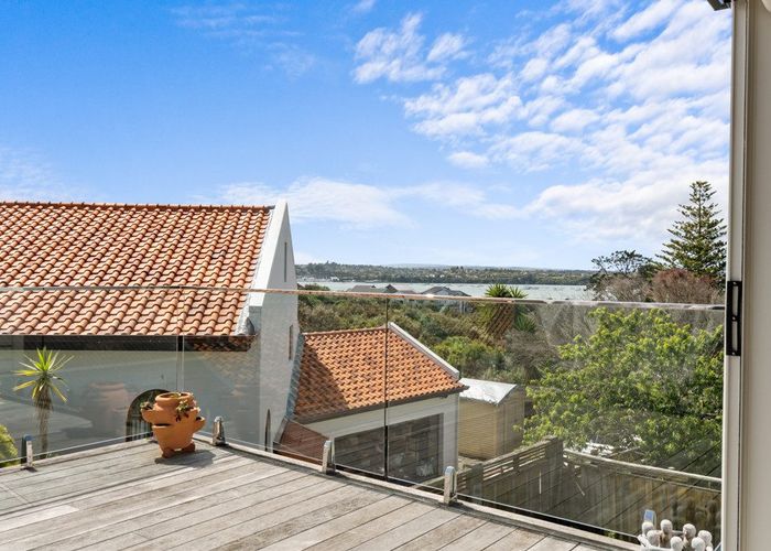  at 14A Silverton Avenue, Wai o Taiki Bay, Auckland