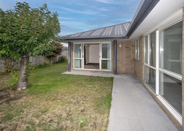  at 32 Surfers Place, North New Brighton, Christchurch City, Canterbury