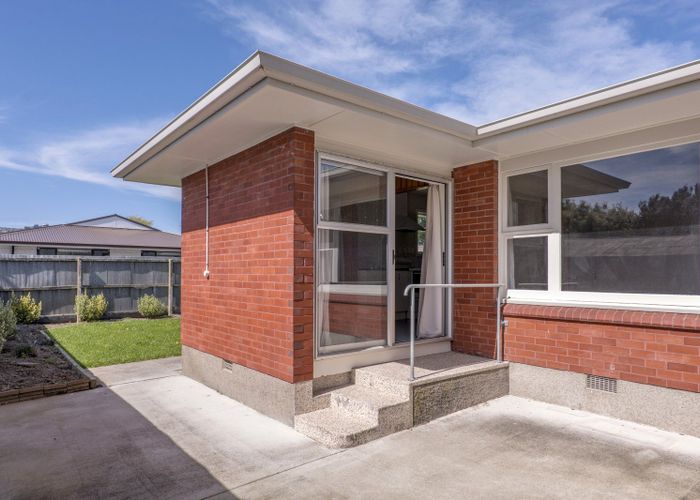  at Flat 2/64 Roberta Drive, Somerfield, Christchurch City, Canterbury