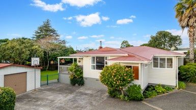  at 50 Amberley Avenue, Te Atatu South, Auckland