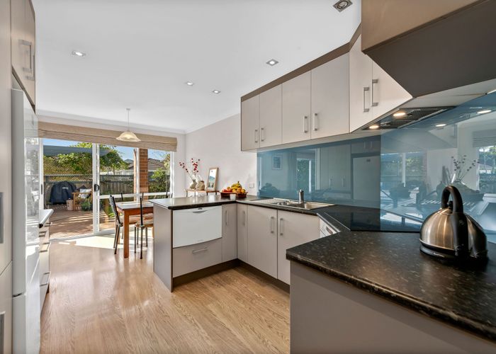  at 8 Derby Downs Place, Ellerslie, Auckland City, Auckland