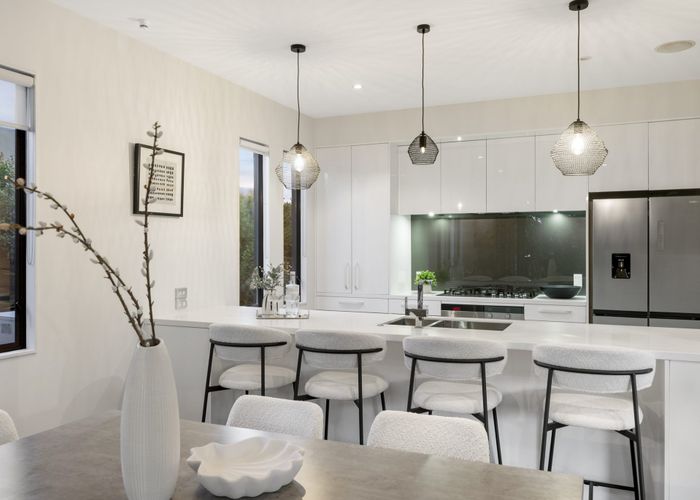  at 29 Te Wharau Drive, Greenhithe, Auckland