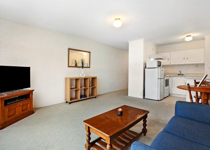  at 3H/94 Dominion Road, Mount Eden, Auckland City, Auckland