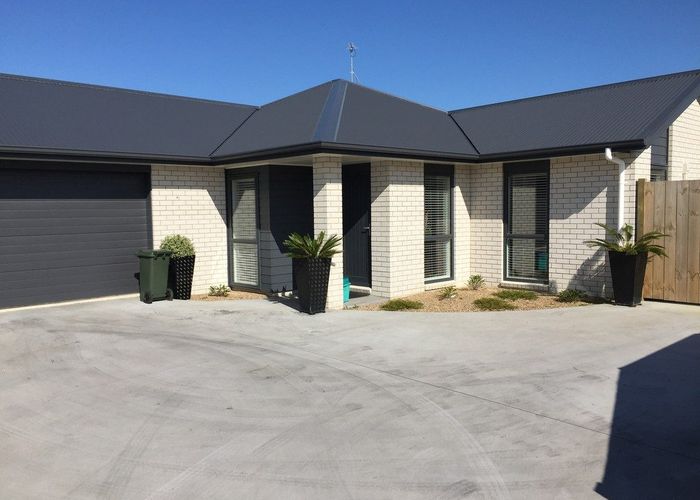  at 13 Teafields Court, Huntington, Hamilton