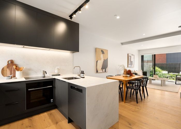  at 4/11 Western Springs Road, Kingsland, Auckland City, Auckland