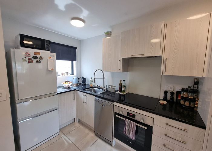  at 6/232 Main Road, Tawa, Wellington