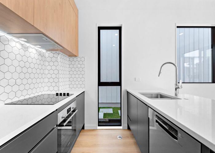  at 10B Serjeant Street, Henderson, Waitakere City, Auckland