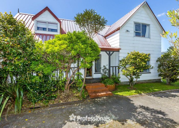  at 2 Fenchurch Grove, Stokes Valley, Lower Hutt, Wellington
