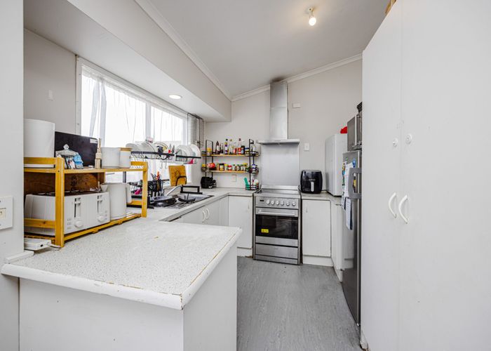  at 1/20 Solveig Place, Randwick Park, Manukau City, Auckland