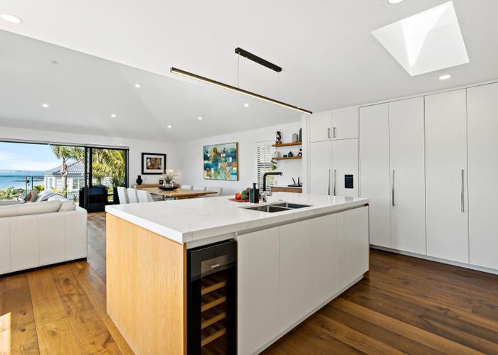  at 2/16 Marama Street, Castor Bay, North Shore City, Auckland