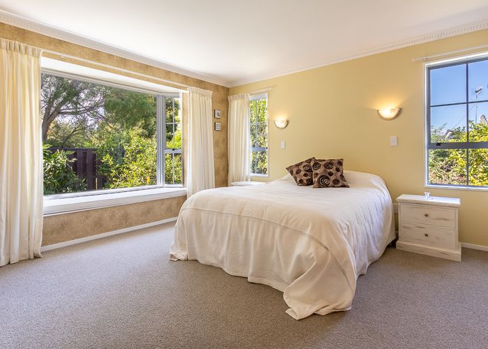  at 10 Rosebank Grove, Waikanae, Waikanae