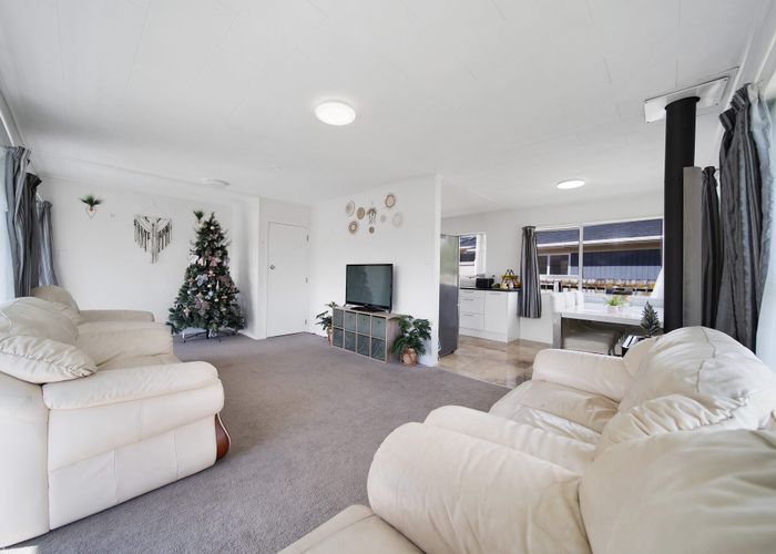  at 14 Holland Street, Pukekohe, Pukekohe