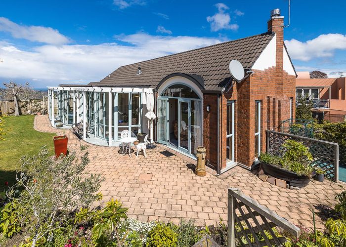 For sale 60 Drivers Road, Maori Hill, Dunedin homes.co.nz