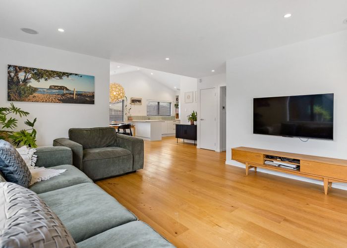  at 726A Te Atatu Road, Te Atatu Peninsula, Waitakere City, Auckland