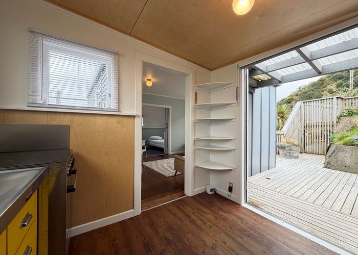  at 46 High Street, Island Bay, Wellington