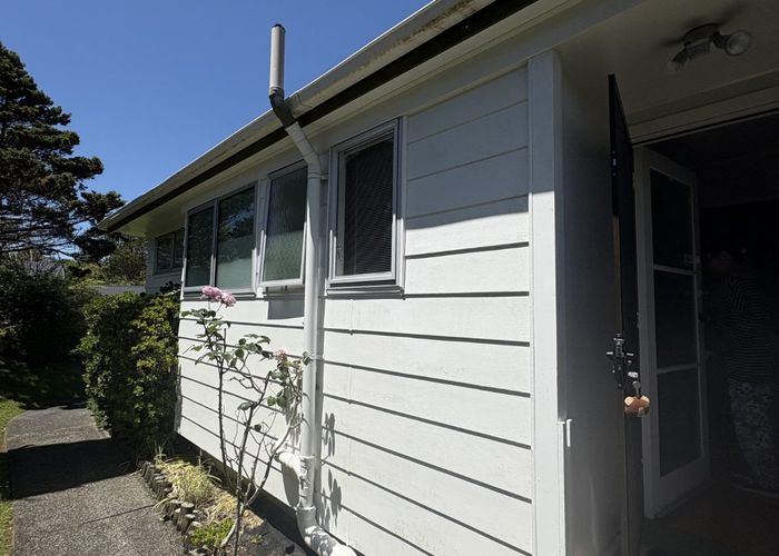  at 2 Garfield Road, Helensville, Rodney, Auckland