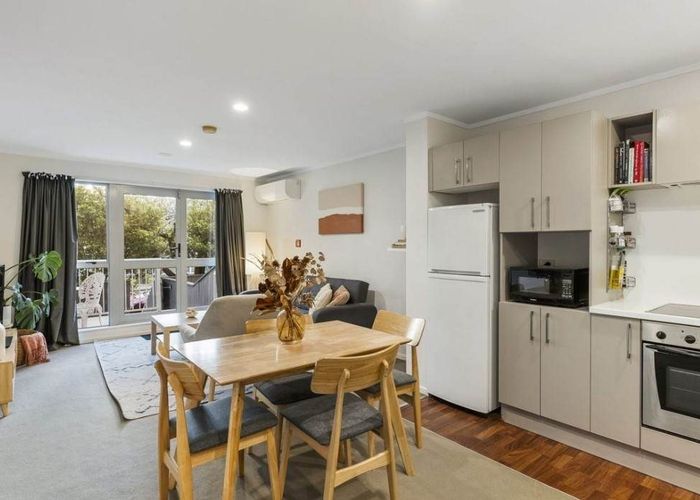  at 301/26 Morningside Drive, Morningside, Auckland