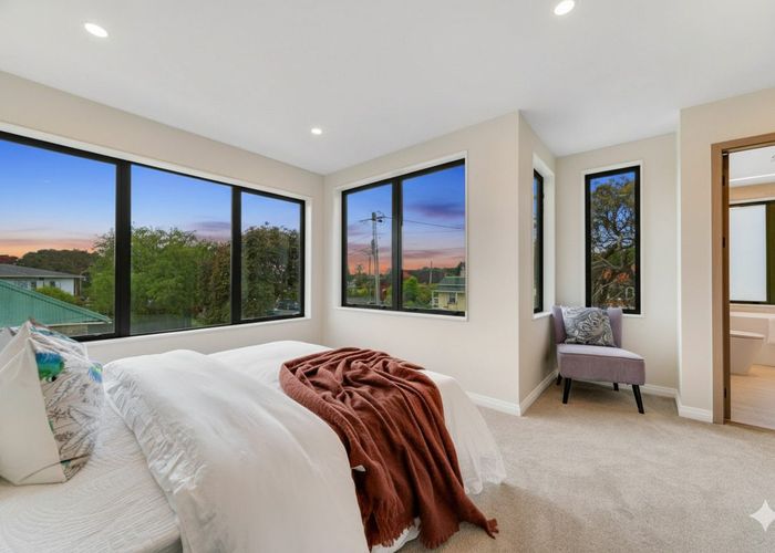  at 42d Church Road, Mangere Bridge, Manukau City, Auckland