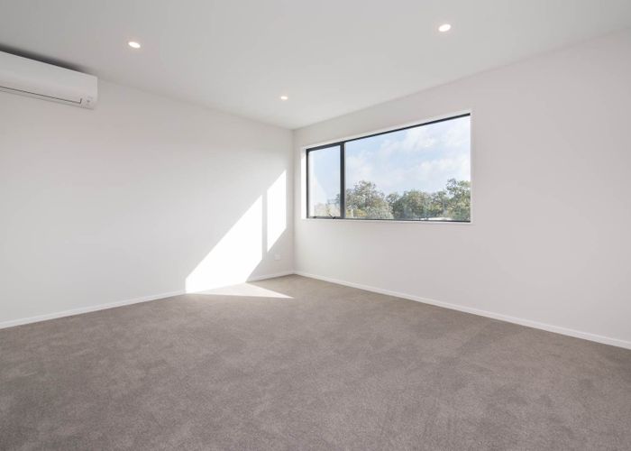  at 5/15 Thornton Road, Milford, North Shore City, Auckland