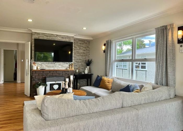  at 1 Christina Ave, Te Atatu South, Waitakere City, Auckland