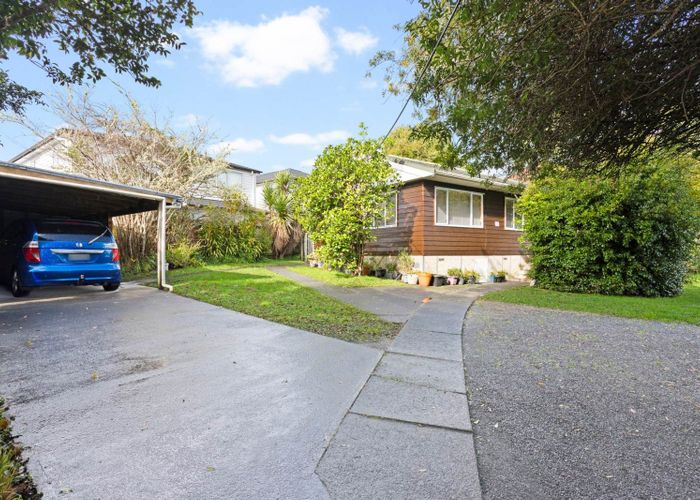  at 24 Kaurilands Road, Titirangi, Waitakere City, Auckland