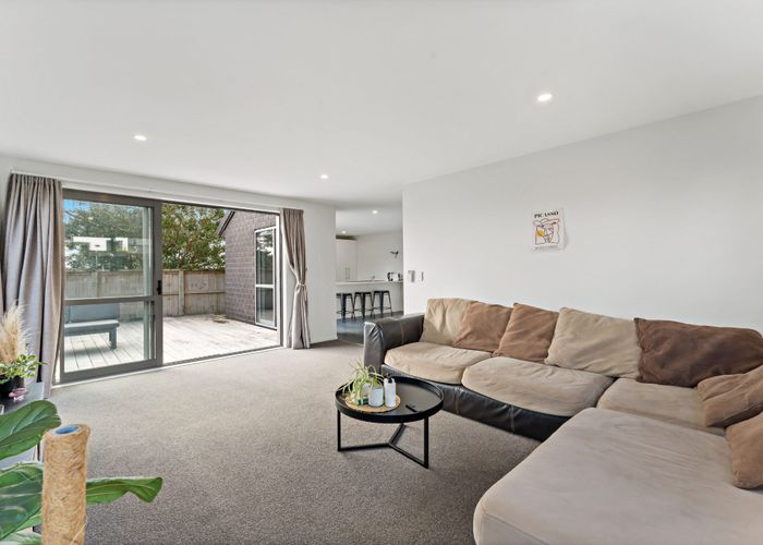  at 1A Grandison Crescent, New Lynn, Auckland