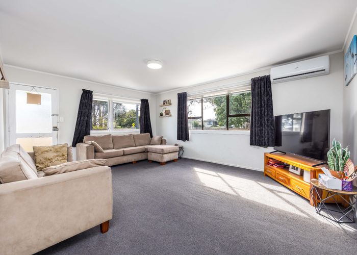  at 381 Roscommon Road, Clendon Park, Manukau City, Auckland