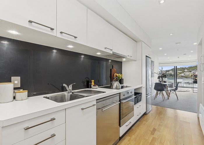  at 64/13 College Street, Te Aro, Wellington, Wellington