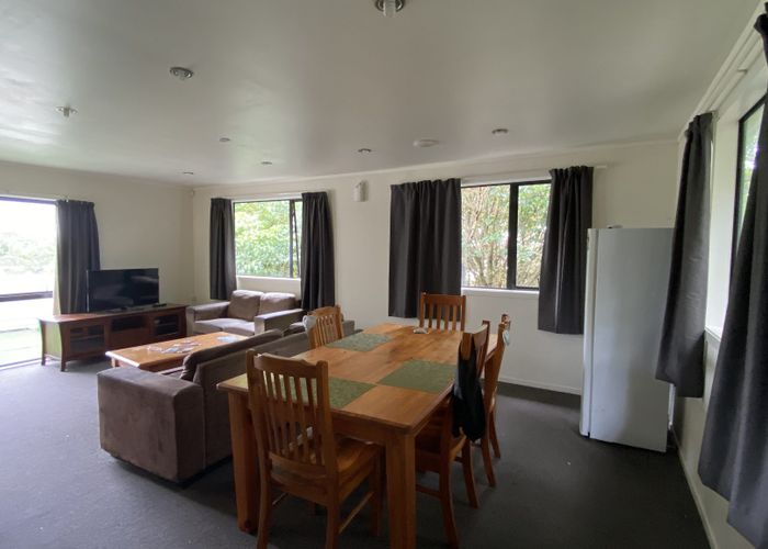  at 1/8D Schnapper Rock Road, Albany, North Shore City, Auckland