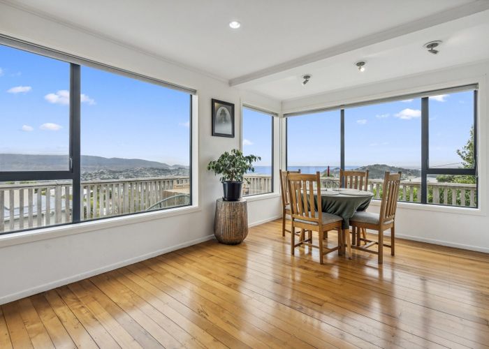  at 49 Lookout Road, Hataitai, Wellington