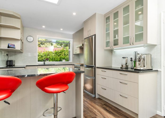  at 309 Avonhead Road, Avonhead, Christchurch