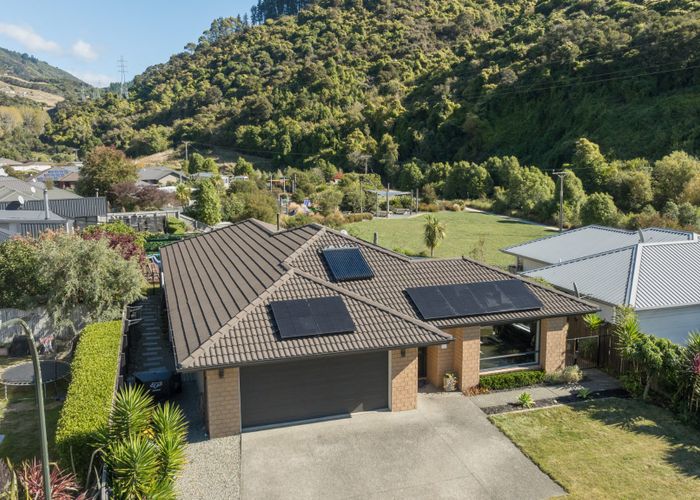  at 3 Olivine Terrace, The Brook, Nelson