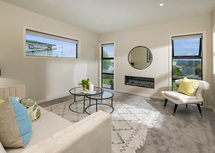  at 19 Pounamu Avenue, Greenhithe, Auckland