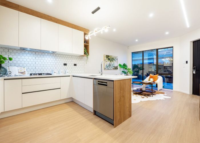  at 400B Bucklands Beach Road, Bucklands Beach, Manukau City, Auckland