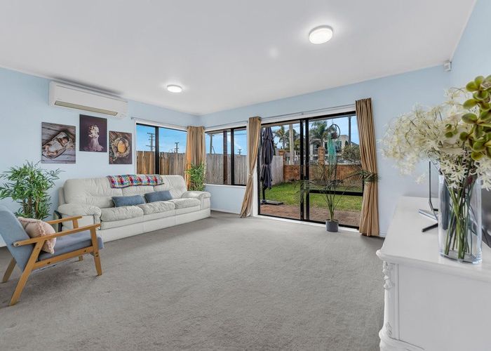  at 1/453 Richardson Road, Mount Roskill, Auckland City, Auckland