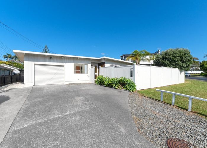  at 129a Nile Road, Milford, North Shore City, Auckland