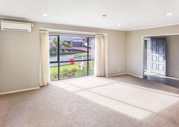  at 9 Eastridge Court, Northpark, Auckland