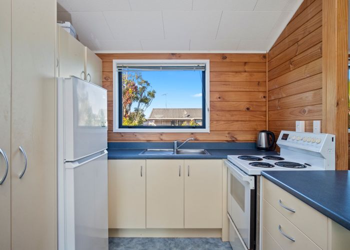  at 19 Kowhai Avenue, KAIAUA, MIRANDA